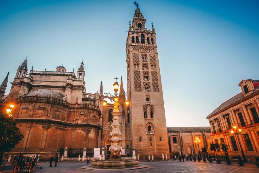 Loft Premium - Puente De Triana Daire Sevilla Dış mekan fotoğraf
